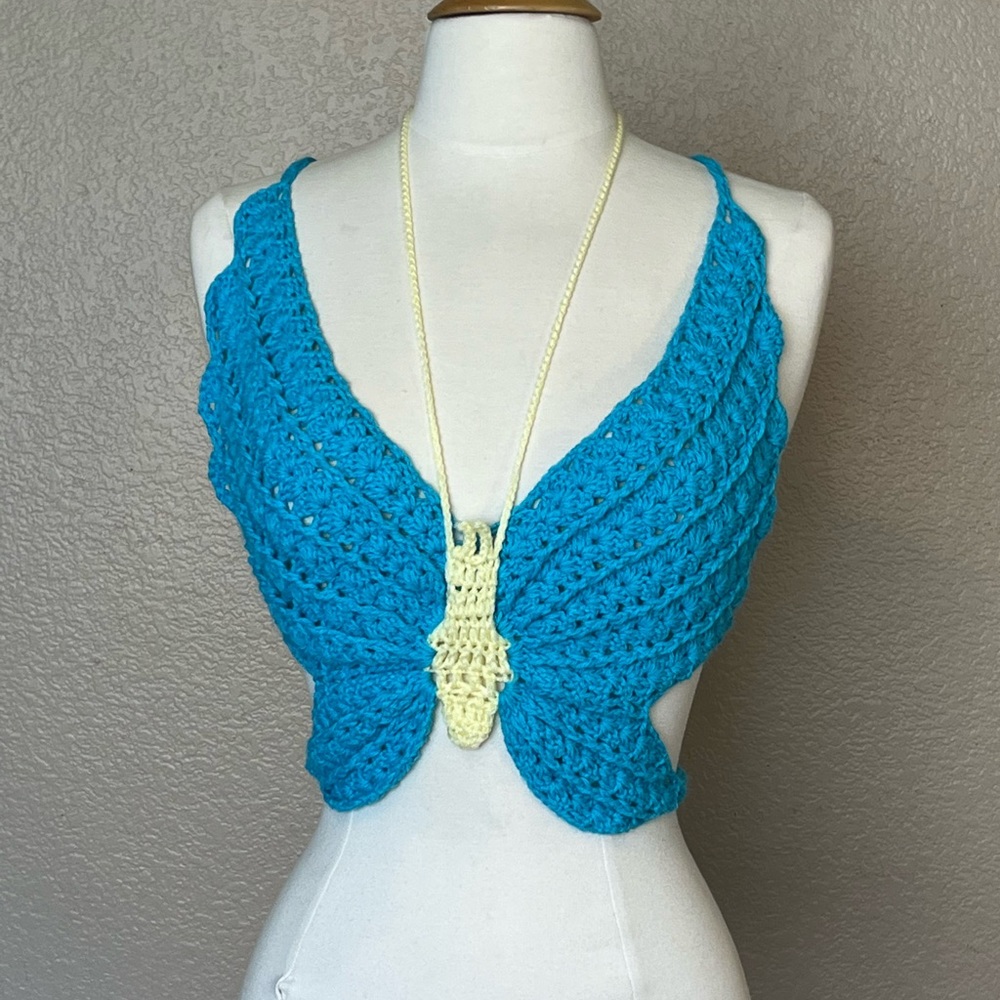 LOVELY BUTTERFLY CROCHET TOP - Picture 6 of 12